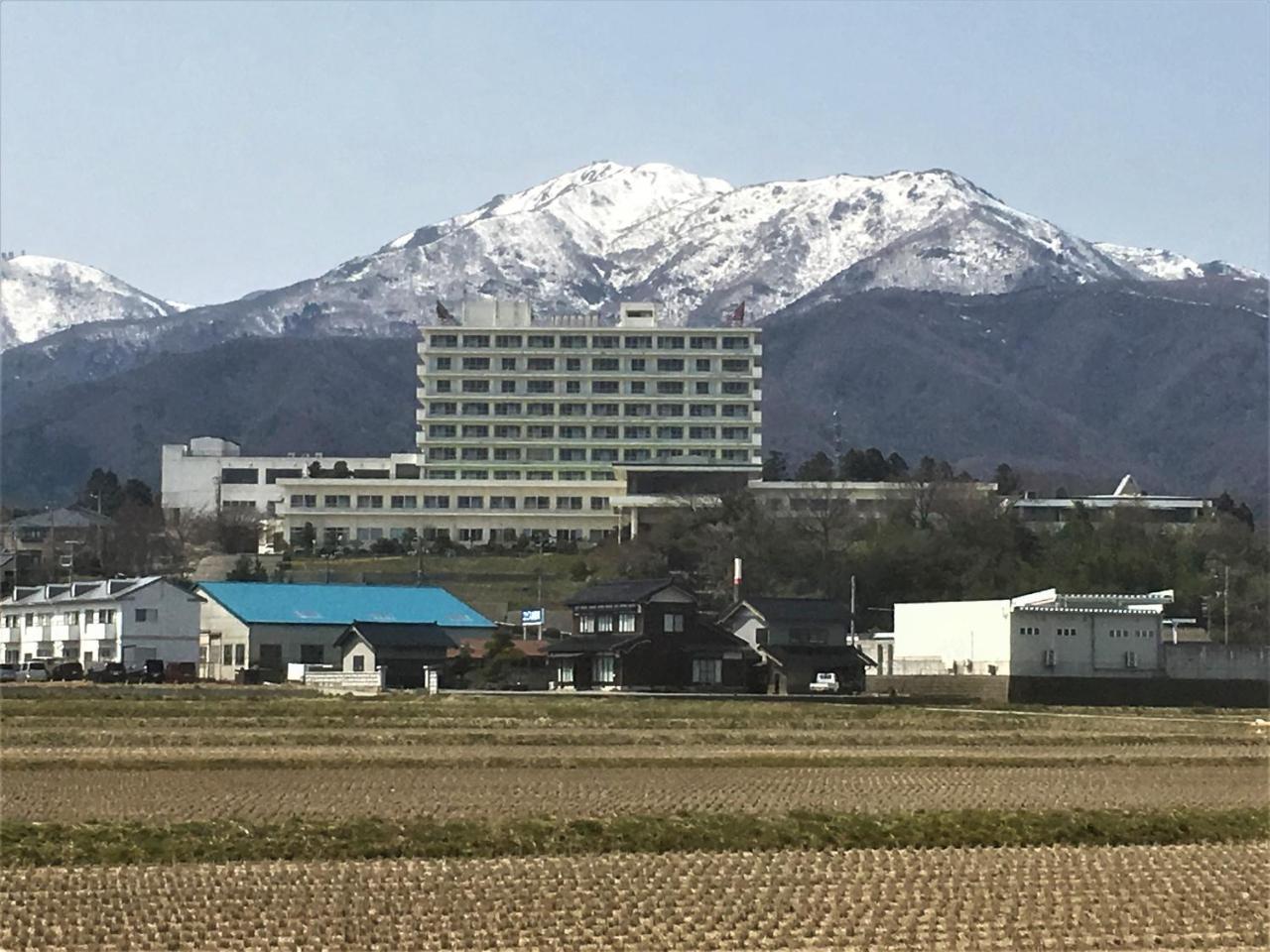 Ryotsu Yamaki Hotel Sado Exterior foto
